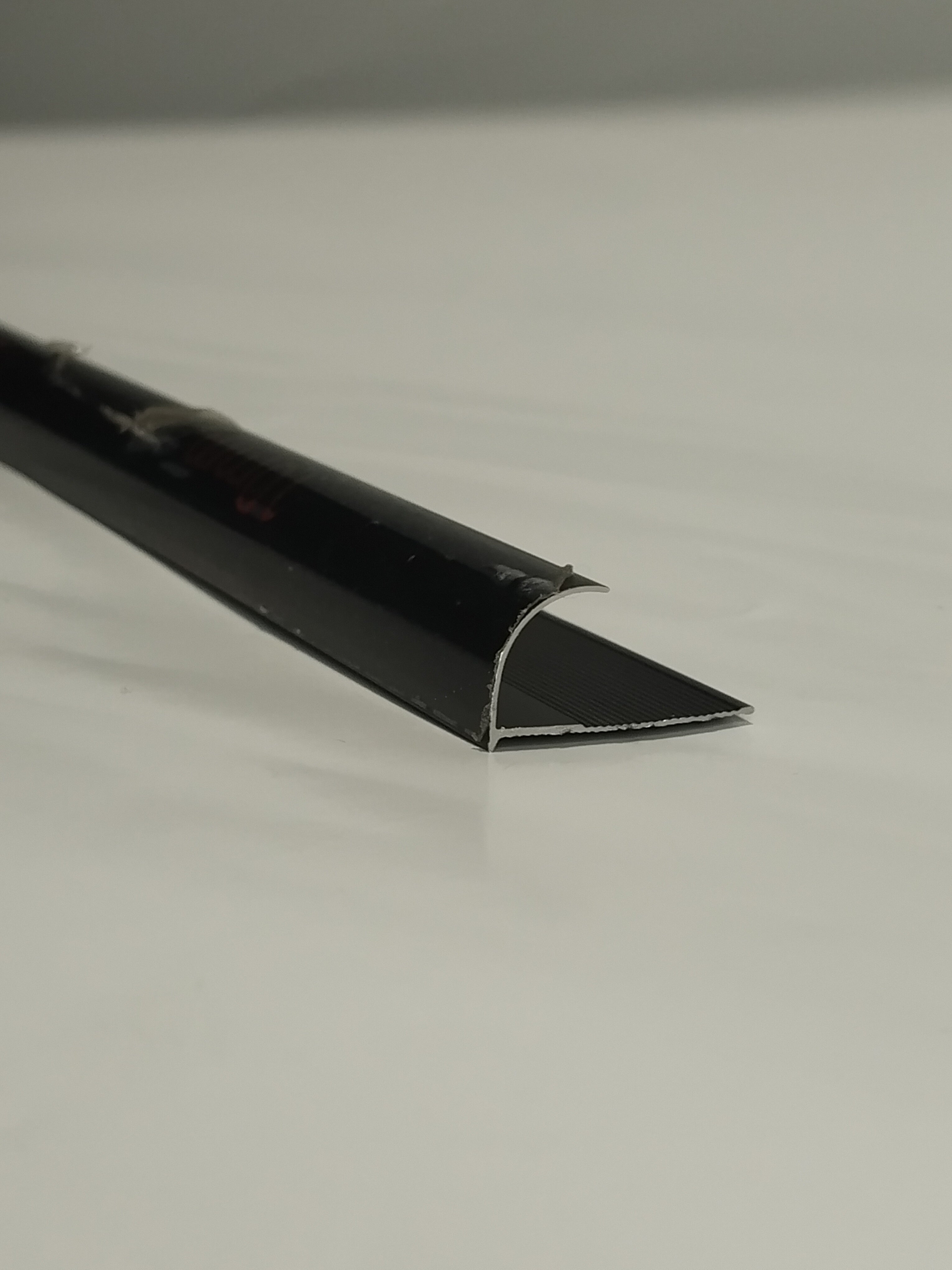 TP K10-145 Blk Aluminium Round Edge Trim 10mm
