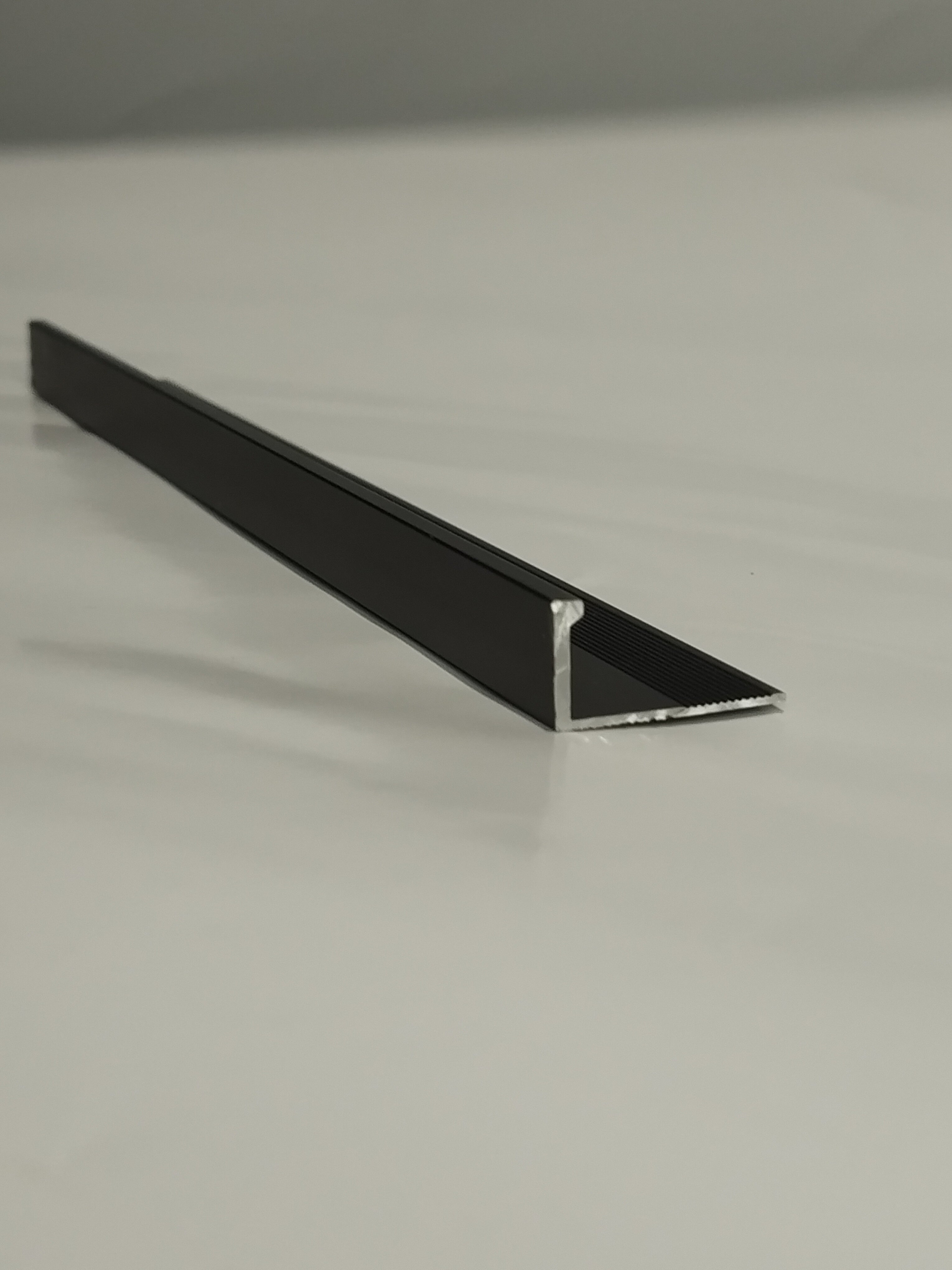 TP Tf-12 Blk Aluminium Straight Edge Trim 12mm