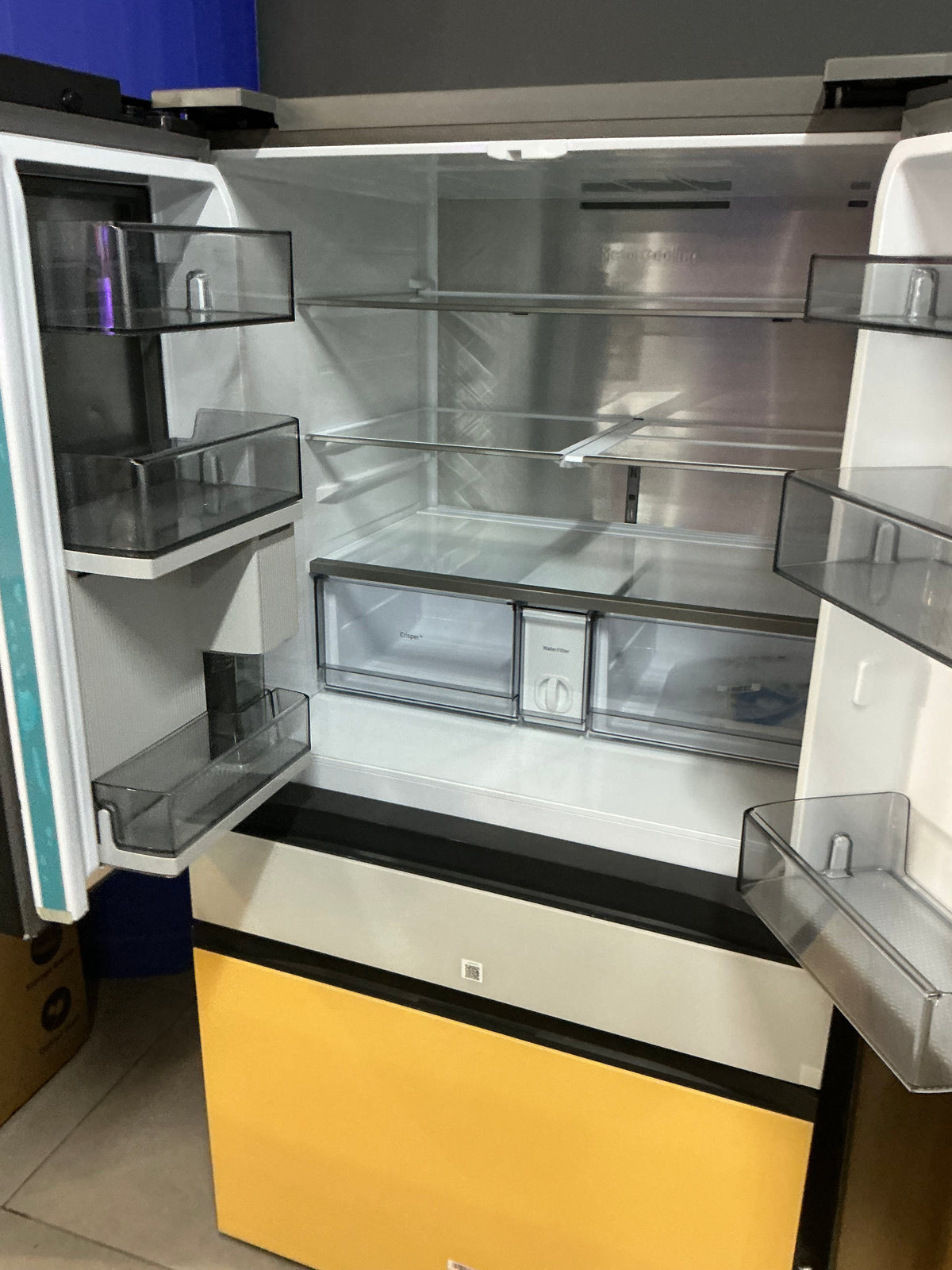 SAMSUNG BESPOKE FRENCH DOOR FRIDGE/ FREEZER S6431 RF29BB8600MTFA DEMO R33,500