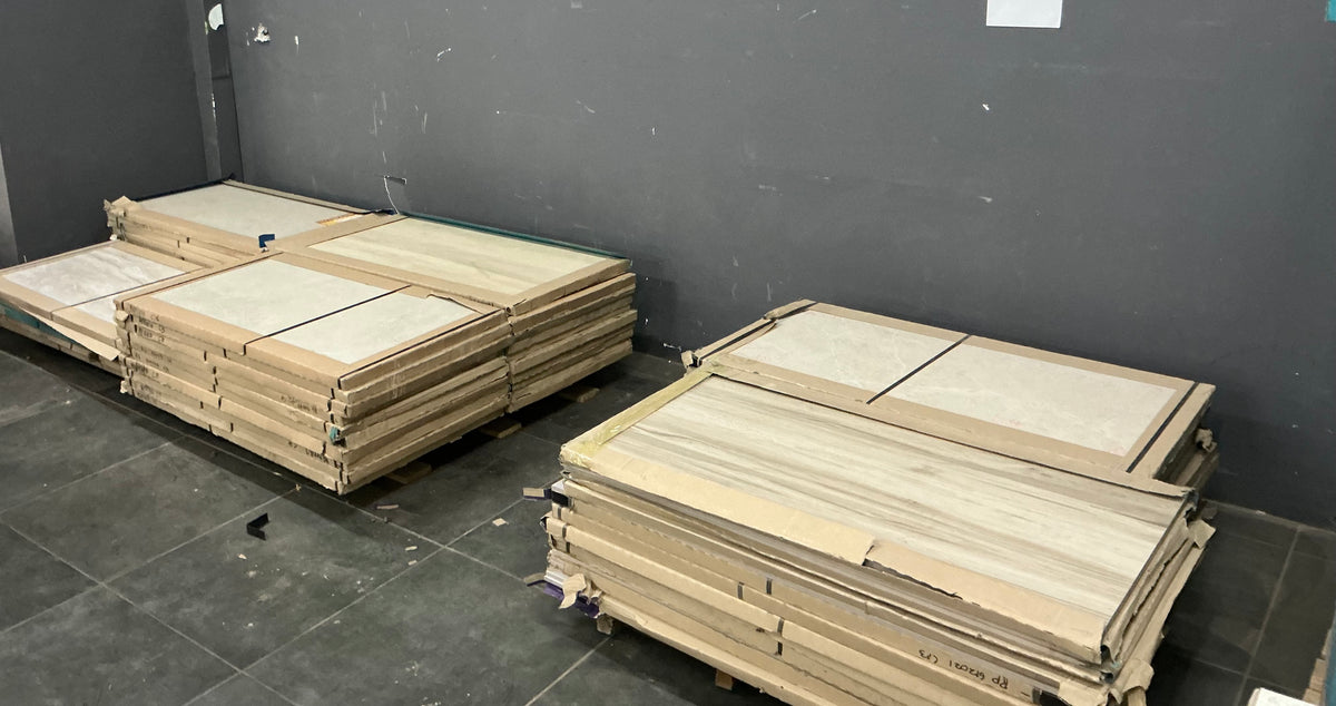 TO CLEAR 20 MIXED BOXES. MIXED COLOURS (ONE BOX COVERS 2.160 M2) = 43.20 M2 SIZE 600x1200 R3400.00