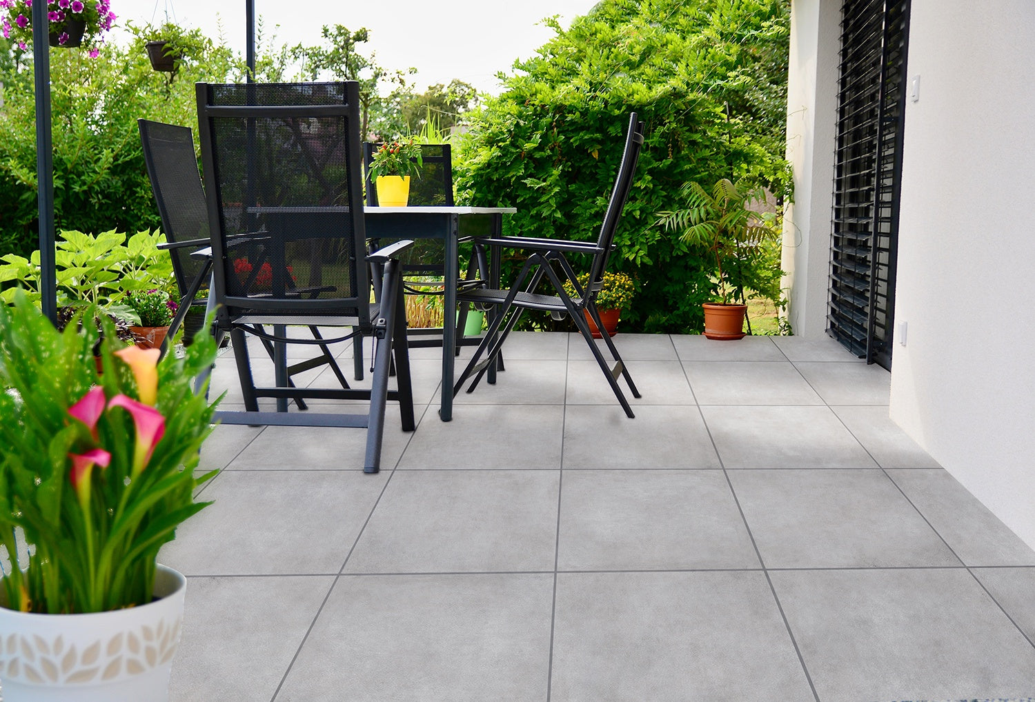 Lethabo Grey Sr 430X430 A Slip Resistant 2.400m2/Box (2nd Grade)