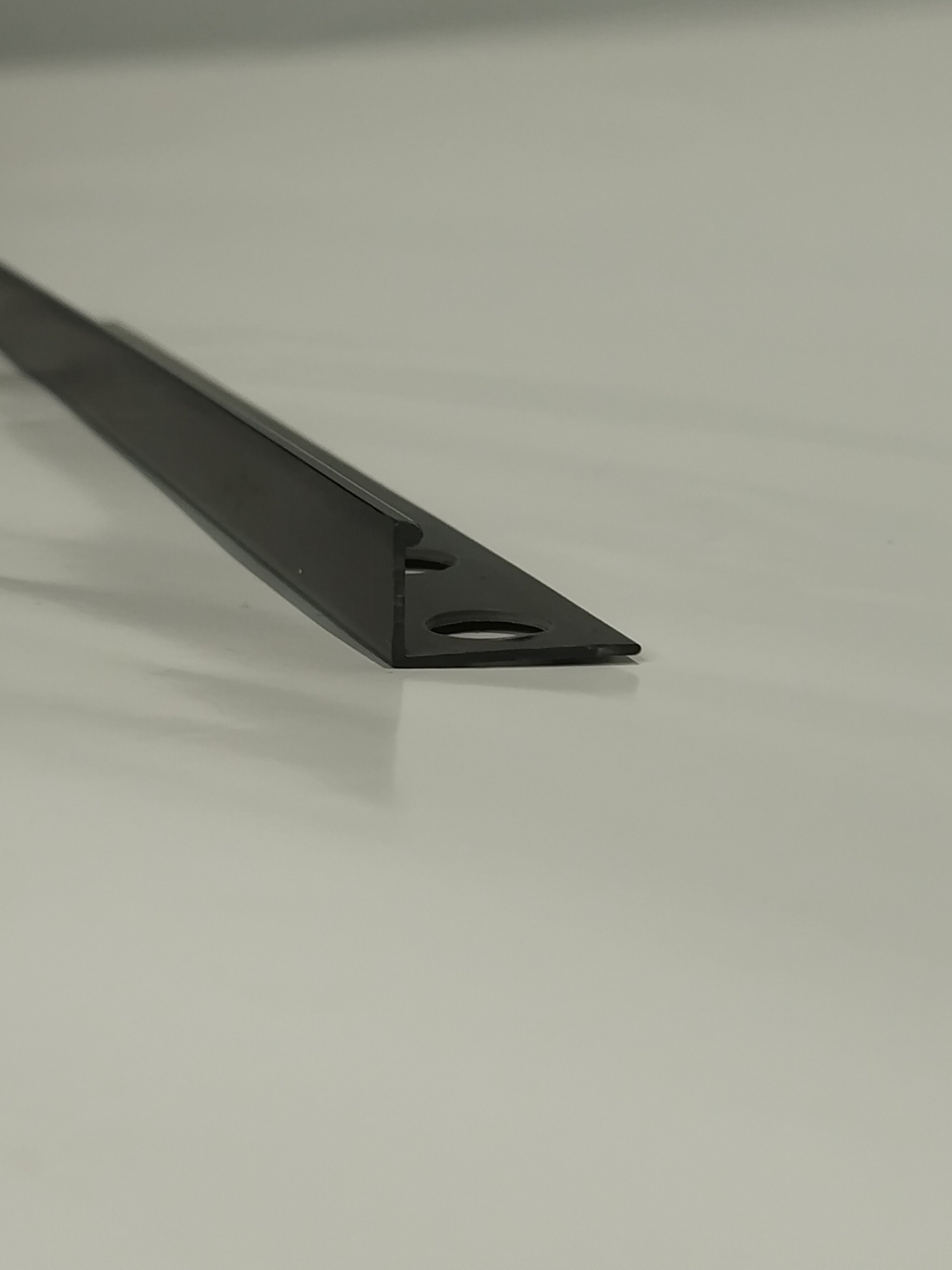 TP Pvc Black Straight Edge Trim 10mm