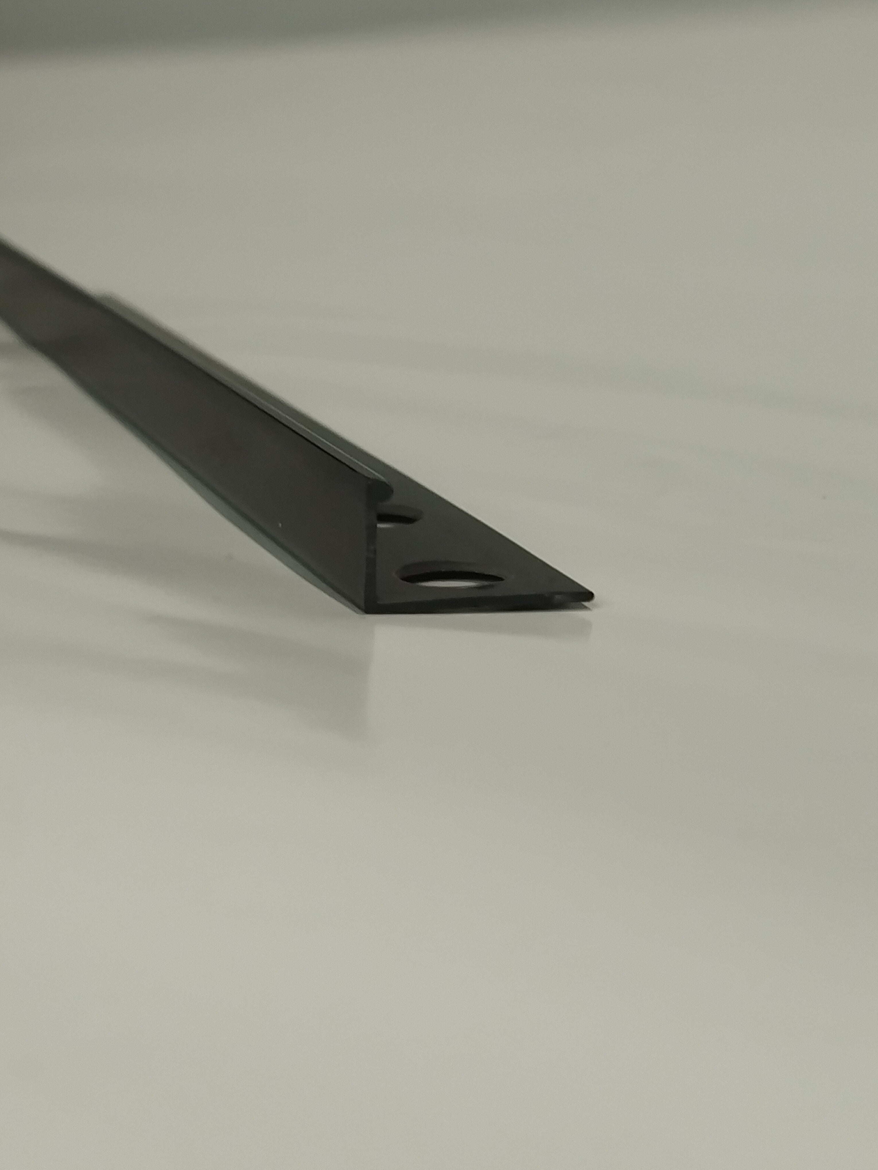 TP Pvc Black Straight Edge Trim 12mm